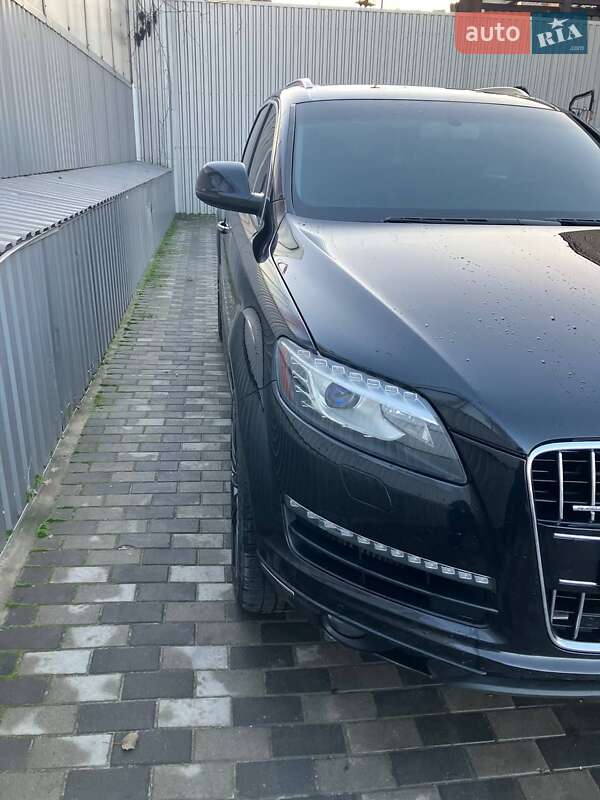 Позашляховик / Кросовер Audi Q7 2010 в Запоріжжі