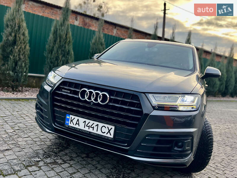 Внедорожник / Кроссовер Audi Q7 2016 в Житомире