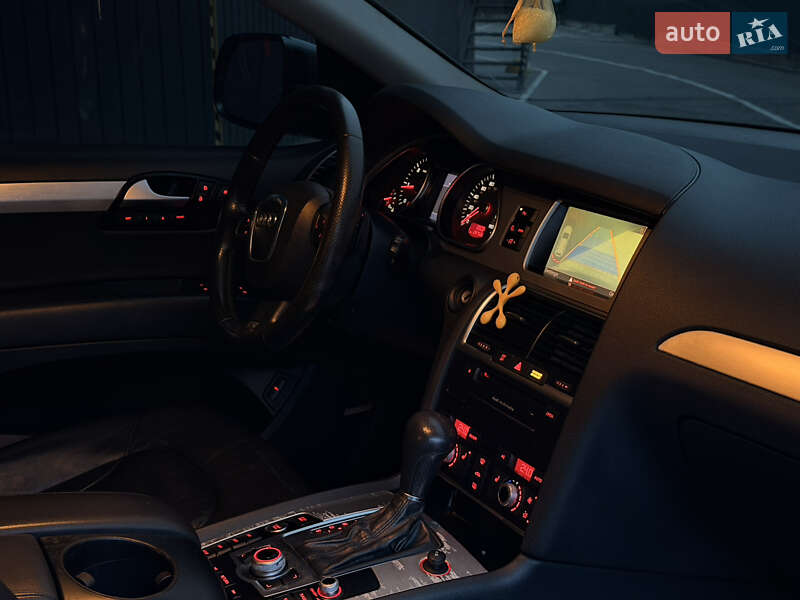 Внедорожник / Кроссовер Audi Q7 2009 в Тернополе