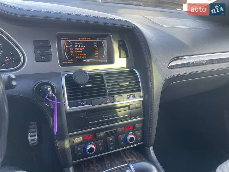 Позашляховик / Кросовер Audi Q7 2015 в Житомирі фото 26 Позашляховик / Кросовер Audi Q7 2015 в Житомирі