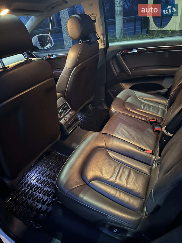 Позашляховик / Кросовер Audi Q7 2011 в Рівному фото 7 Позашляховик / Кросовер Audi Q7 2011 в Рівному