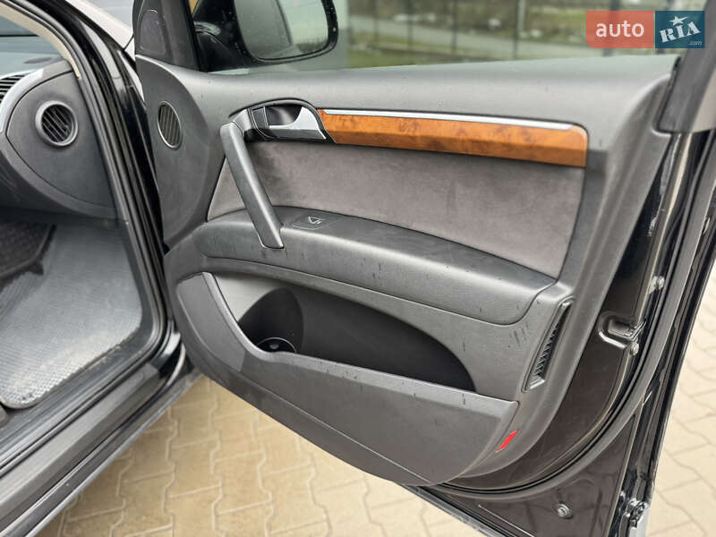 Внедорожник / Кроссовер Audi Q7 2013 в Ровно фото 24 Внедорожник / Кроссовер Audi Q7 2013 в Ровно