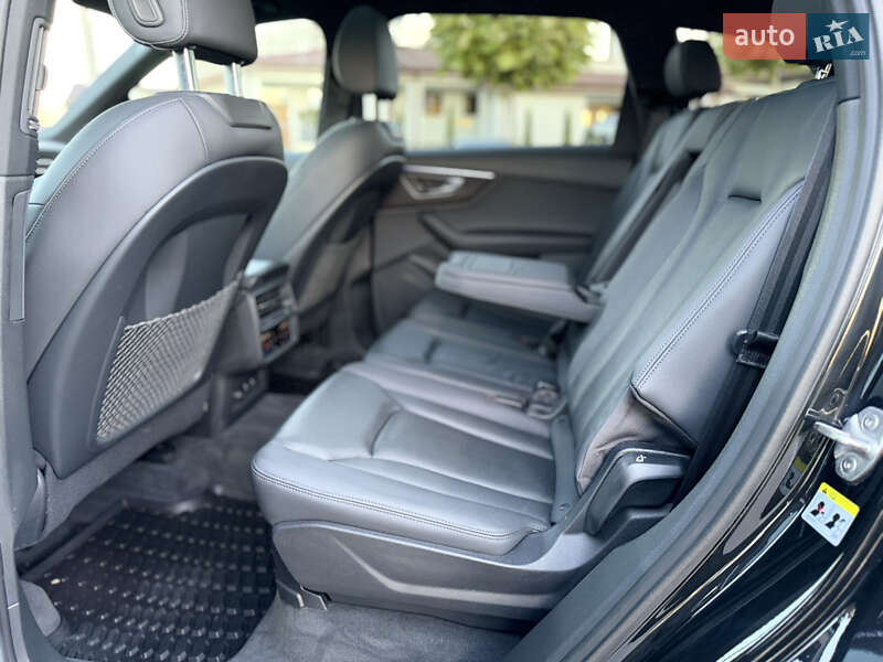 Внедорожник / Кроссовер Audi Q7 2022 в Львове