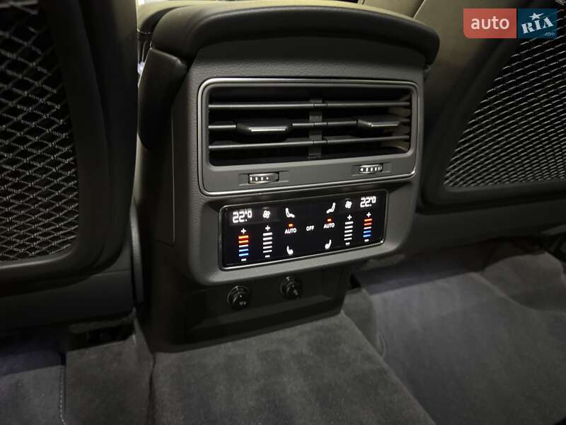 Позашляховик / Кросовер Audi Q7 2024 в Києві фото 22 Позашляховик / Кросовер Audi Q7 2024 в Києві