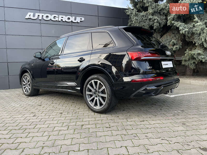 Внедорожник / Кроссовер Audi Q7 2021 в Одессе