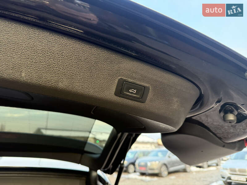 Позашляховик / Кросовер Audi Q7 2015 в Стрию