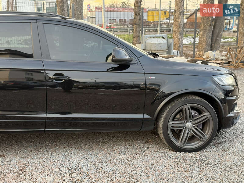 Позашляховик / Кросовер Audi Q7 2015 в Стрию
