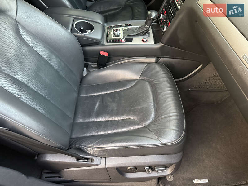 Позашляховик / Кросовер Audi Q7 2015 в Стрию