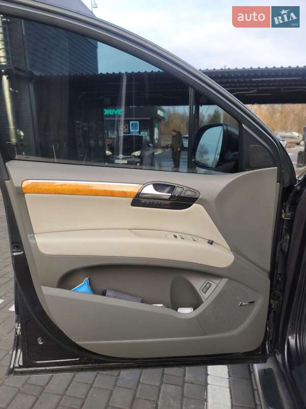 Позашляховик / Кросовер Audi Q7 2008 в Звягелі фото 44 Позашляховик / Кросовер Audi Q7 2008 в Звягелі