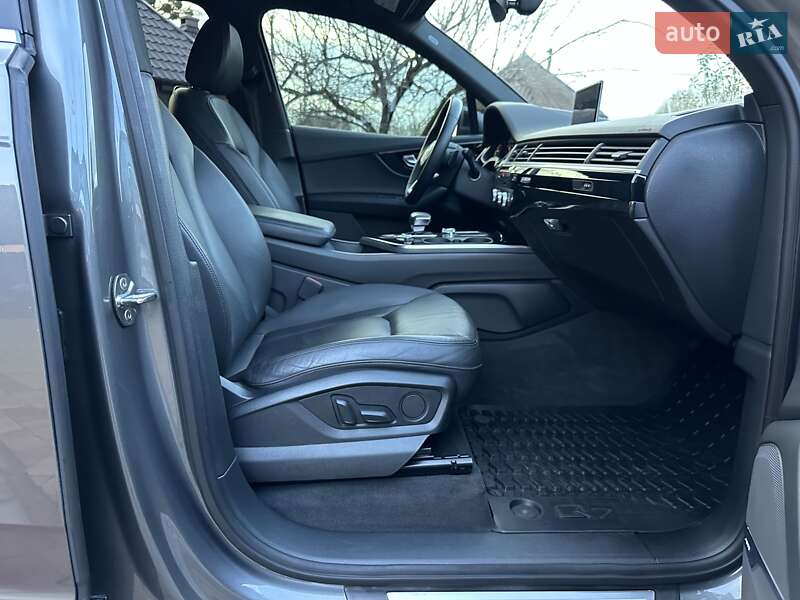 Позашляховик / Кросовер Audi Q7 2017 в Вінниці фото 30 Позашляховик / Кросовер Audi Q7 2017 в Вінниці