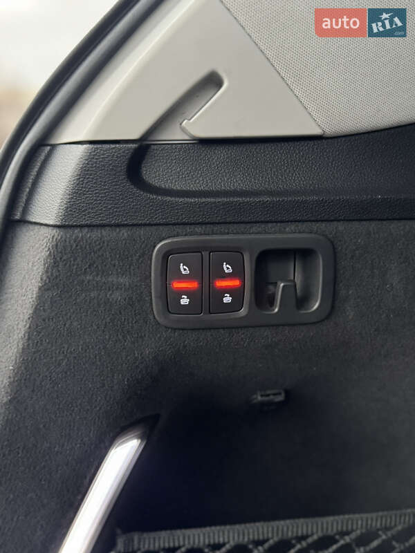 Внедорожник / Кроссовер Audi Q7 2018 в Киеве