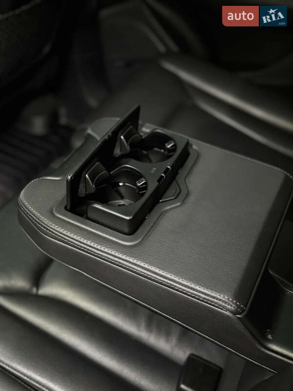 Внедорожник / Кроссовер Audi Q7 2018 в Киеве