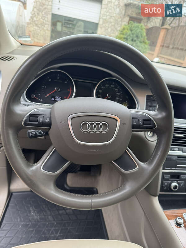 Позашляховик / Кросовер Audi Q7 2013 в Кропивницькому