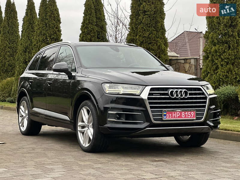 Внедорожник / Кроссовер Audi Q7 2017 в Сарнах