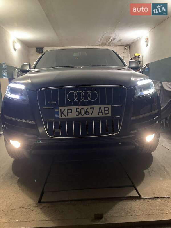 Внедорожник / Кроссовер Audi Q7 2010 в Запорожье