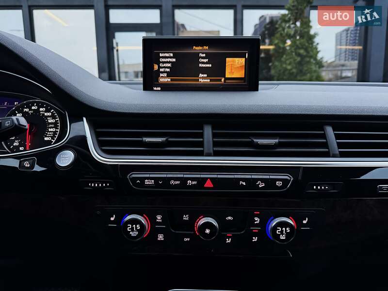 Внедорожник / Кроссовер Audi Q7 2018 в Киеве