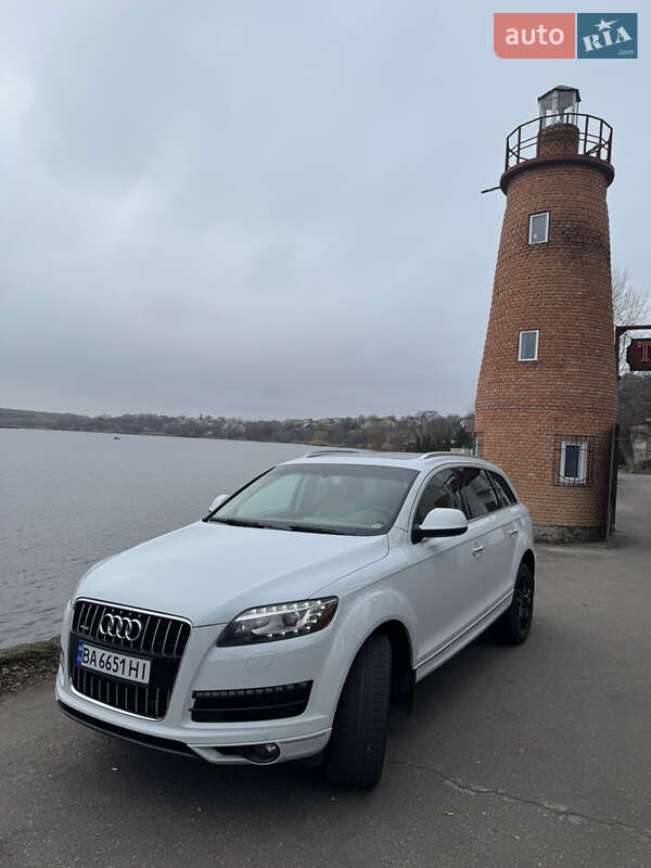Позашляховик / Кросовер Audi Q7 2013 в Кропивницькому