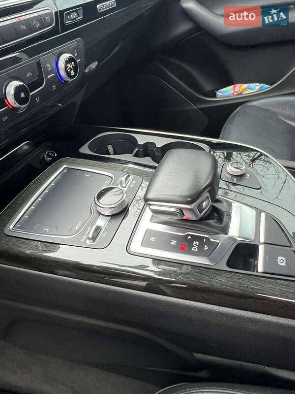 Позашляховик / Кросовер Audi Q7 2018 в Харкові
