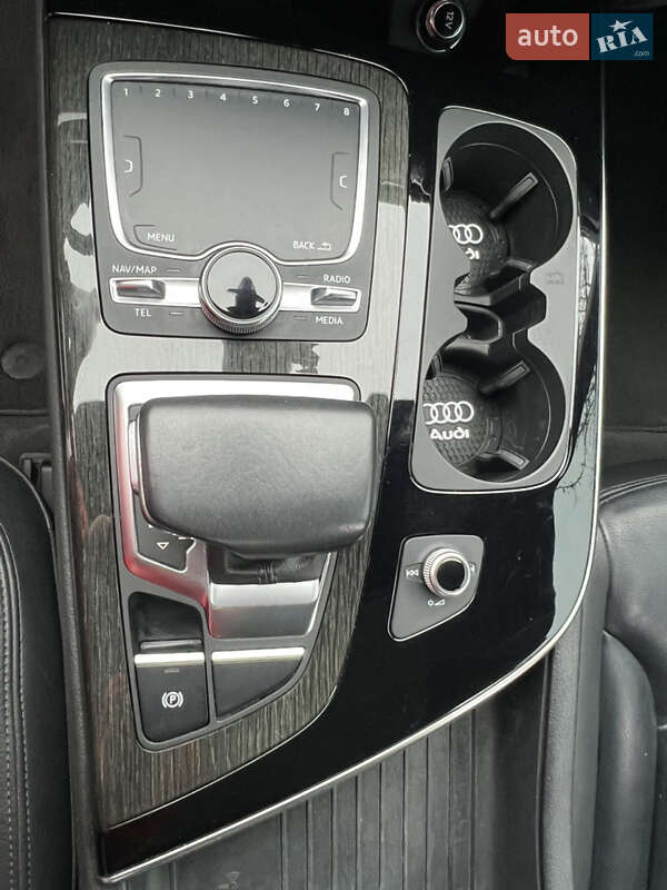 Позашляховик / Кросовер Audi Q7 2018 в Харкові