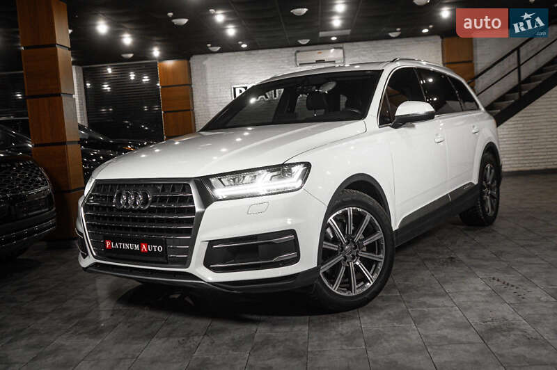 Позашляховик / Кросовер Audi Q7 2017 в Одесі
