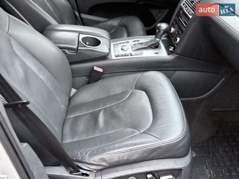 Внедорожник / Кроссовер Audi Q7 2011 в Киеве