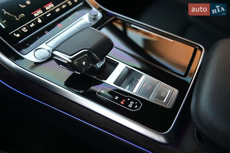 Позашляховик / Кросовер Audi Q7 2020 в Одесі