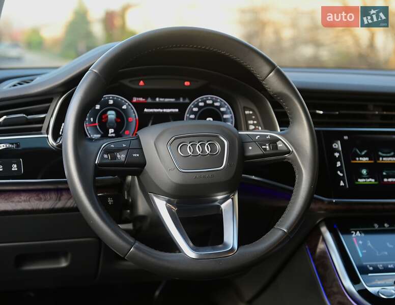 Позашляховик / Кросовер Audi Q7 2020 в Одесі