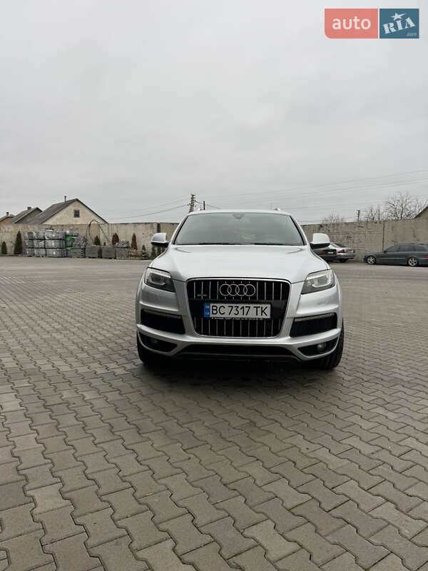 Внедорожник / Кроссовер Audi Q7 2010 в Сарнах