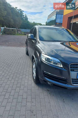 Внедорожник / Кроссовер Audi Q7 2007 в Звягеле