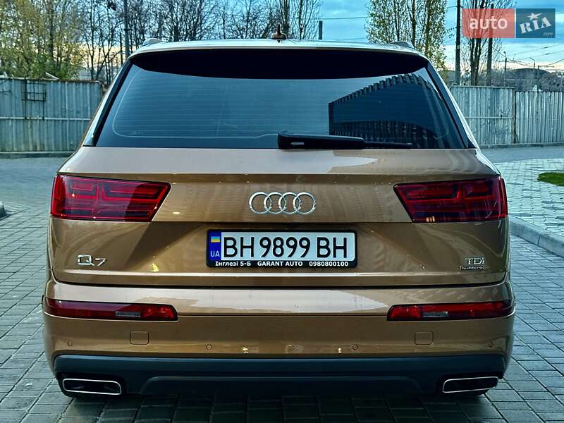 Позашляховик / Кросовер Audi Q7 2017 в Одесі