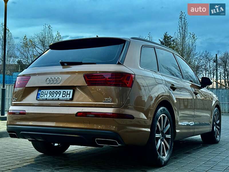 Позашляховик / Кросовер Audi Q7 2017 в Одесі