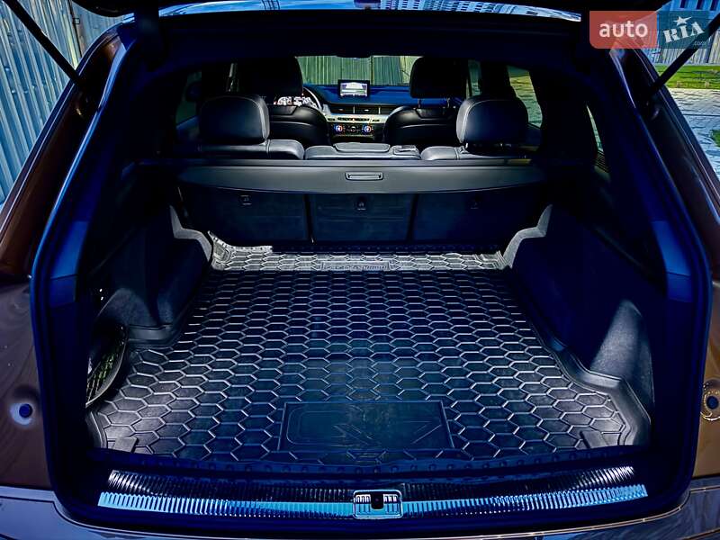 Позашляховик / Кросовер Audi Q7 2017 в Одесі