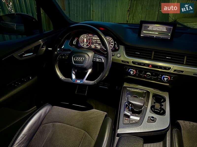 Позашляховик / Кросовер Audi Q7 2017 в Одесі