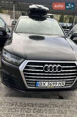 Внедорожник / Кроссовер Audi Q7 2017 в Хмельницком