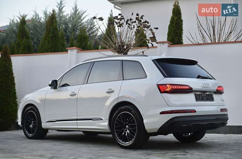 Позашляховик / Кросовер Audi Q7 2020 в Одесі