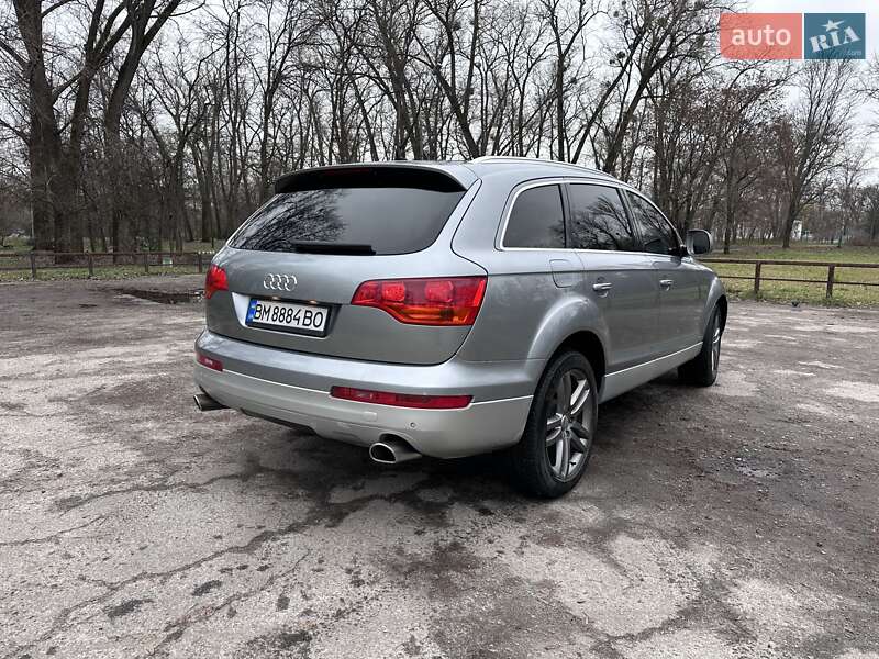 Позашляховик / Кросовер Audi Q7 2006 в Сумах