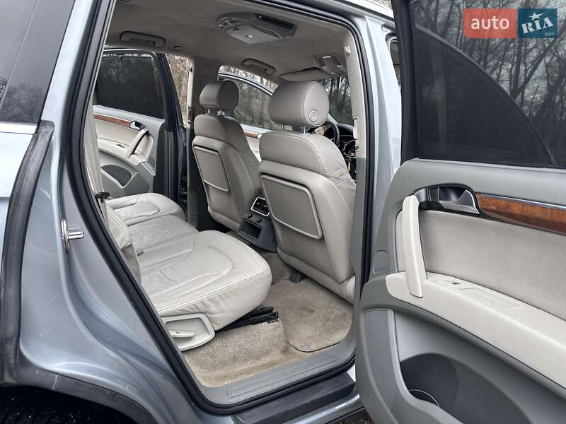 Позашляховик / Кросовер Audi Q7 2006 в Сумах