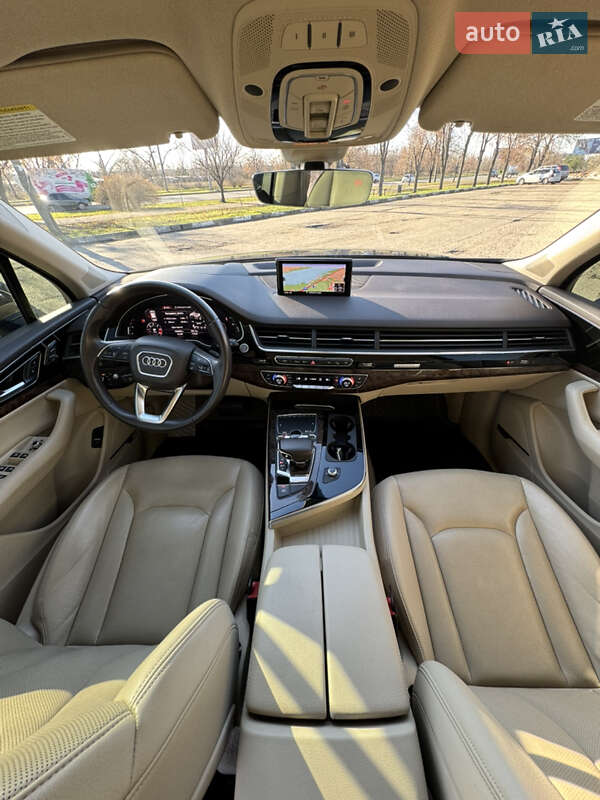 Внедорожник / Кроссовер Audi Q7 2018 в Одессе