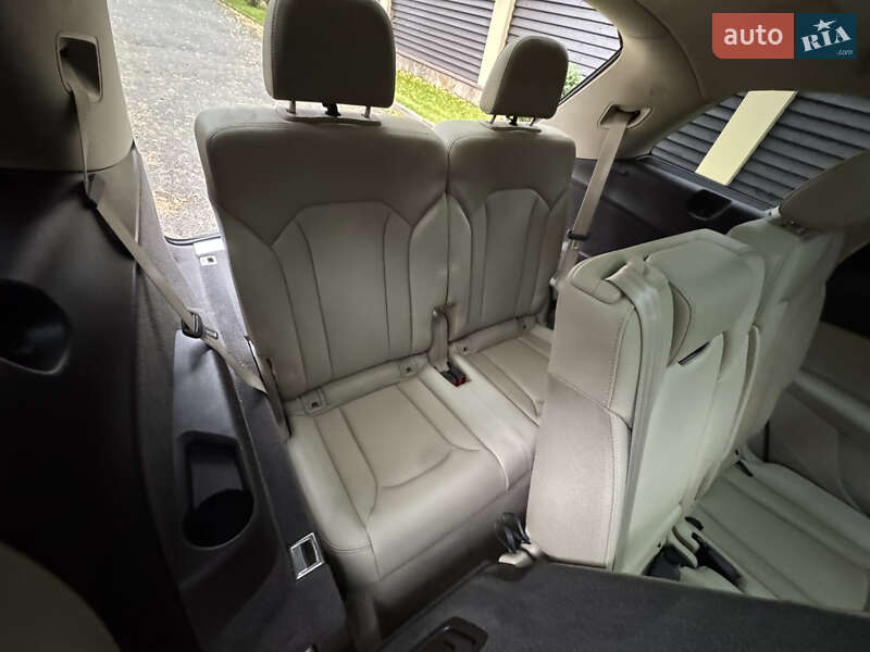 Позашляховик / Кросовер Audi Q7 2017 в Києві