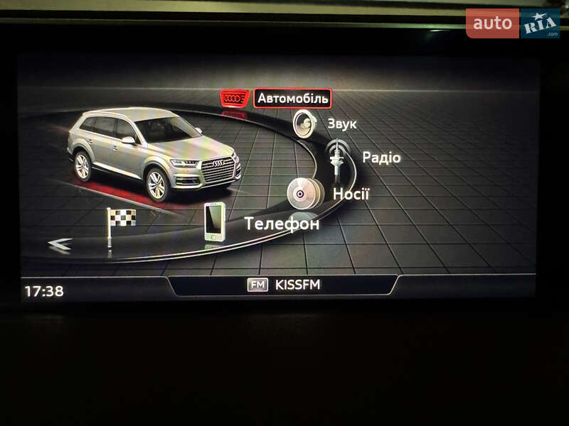 Позашляховик / Кросовер Audi Q7 2017 в Києві