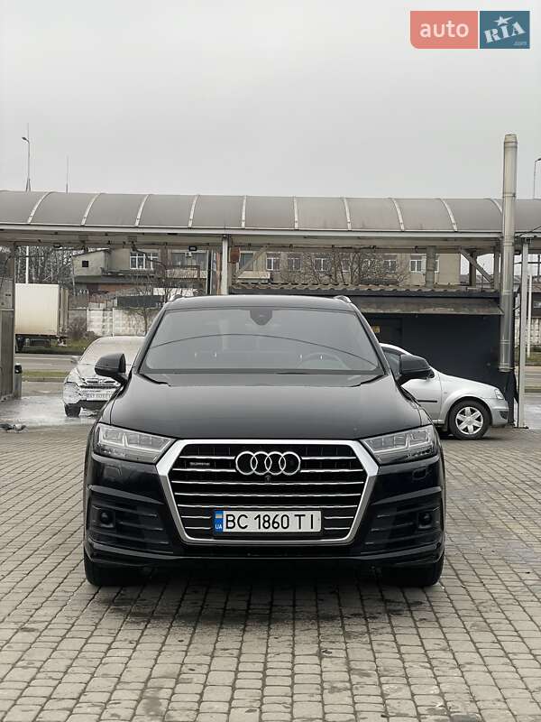 Позашляховик / Кросовер Audi Q7 2015 в Івано-Франківську
