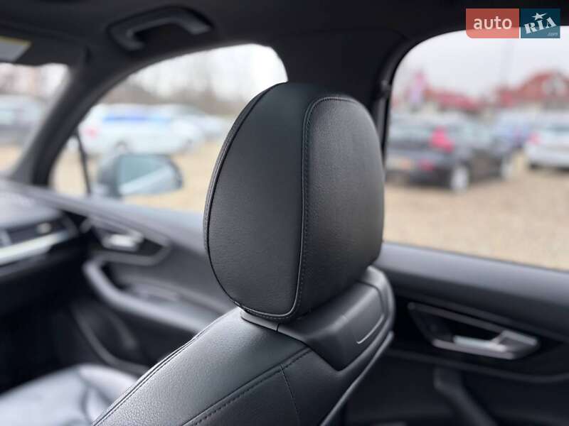 Внедорожник / Кроссовер Audi Q7 2017 в Коломые