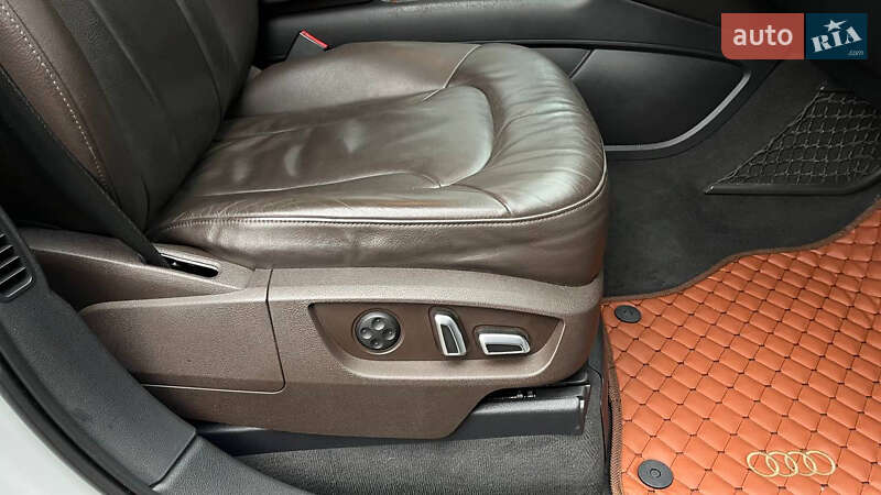 Позашляховик / Кросовер Audi Q7 2015 в Хмельницькому