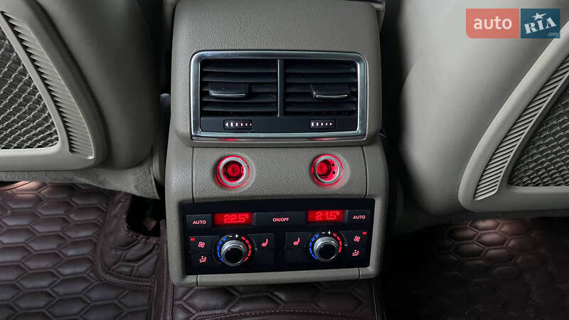 Внедорожник / Кроссовер Audi Q7 2010 в Хмельницком