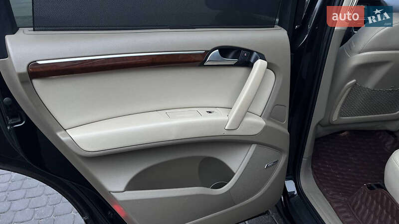 Внедорожник / Кроссовер Audi Q7 2010 в Хмельницком