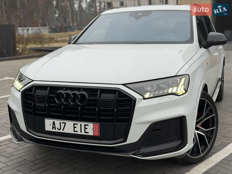 Внедорожник / Кроссовер Audi Q7 2021 в Киеве фото 4 Внедорожник / Кроссовер Audi Q7 2021 в Киеве