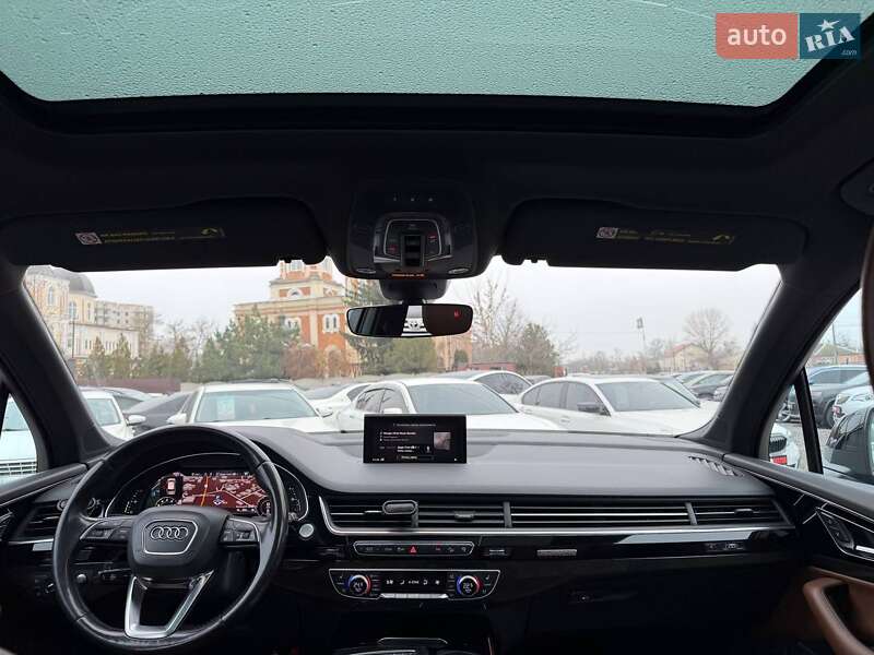 Позашляховик / Кросовер Audi Q7 2016 в Харкові