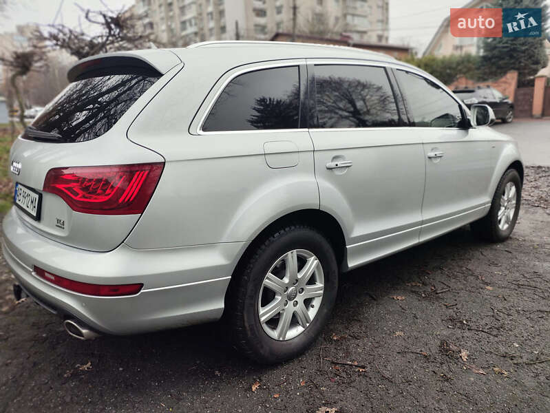 Позашляховик / Кросовер Audi Q7 2014 в Вінниці