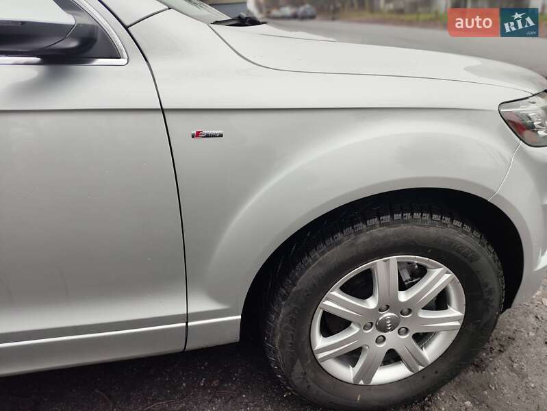 Позашляховик / Кросовер Audi Q7 2014 в Вінниці