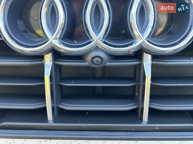 Внедорожник / Кроссовер Audi Q7 2022 в Тернополе